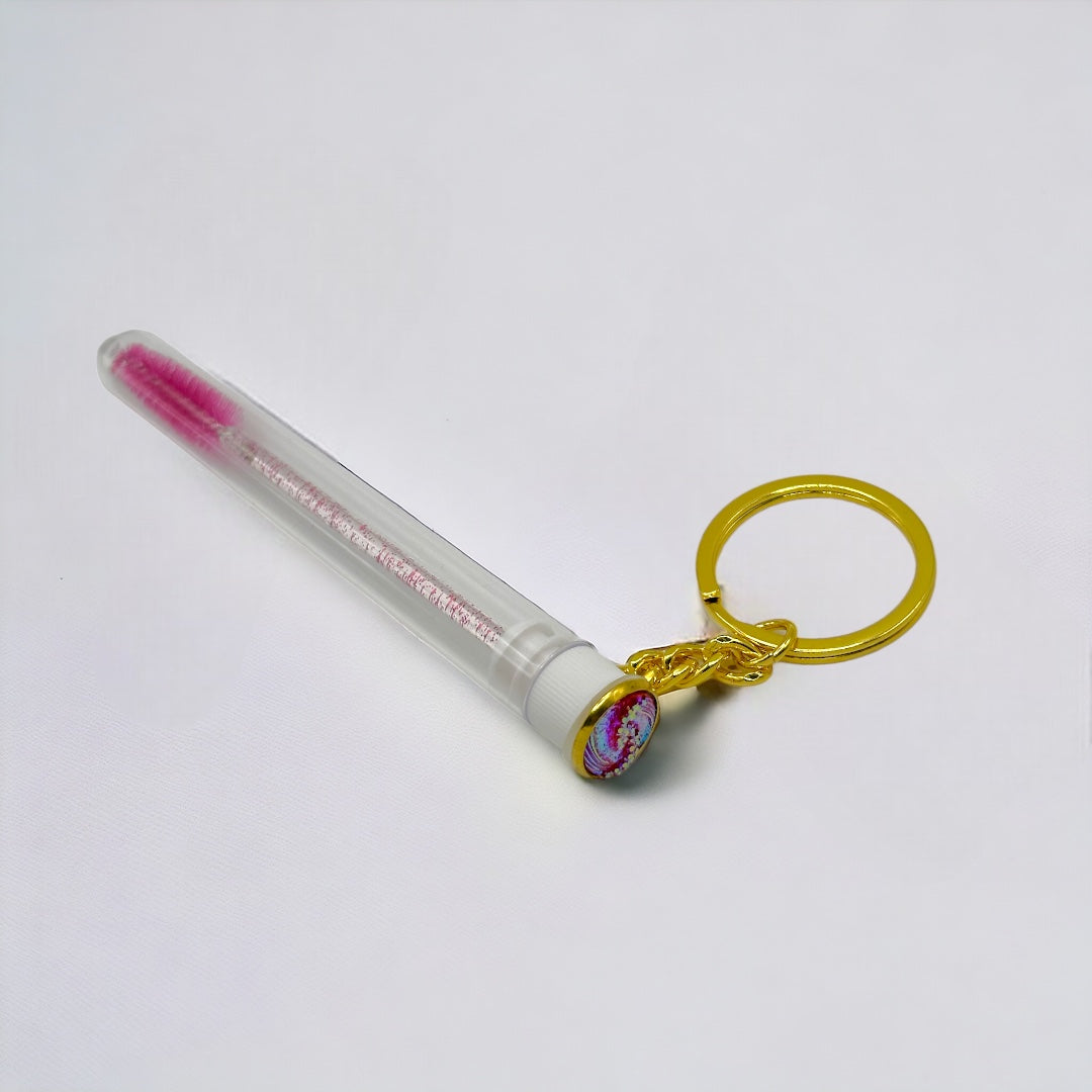 Breloc puf cu periuta mascara